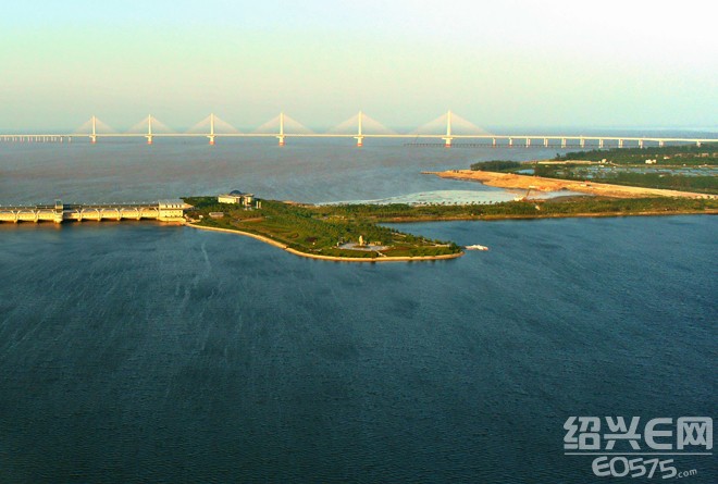大美滨海——航拍嘉绍大桥,杭州湾,曹娥江大闸