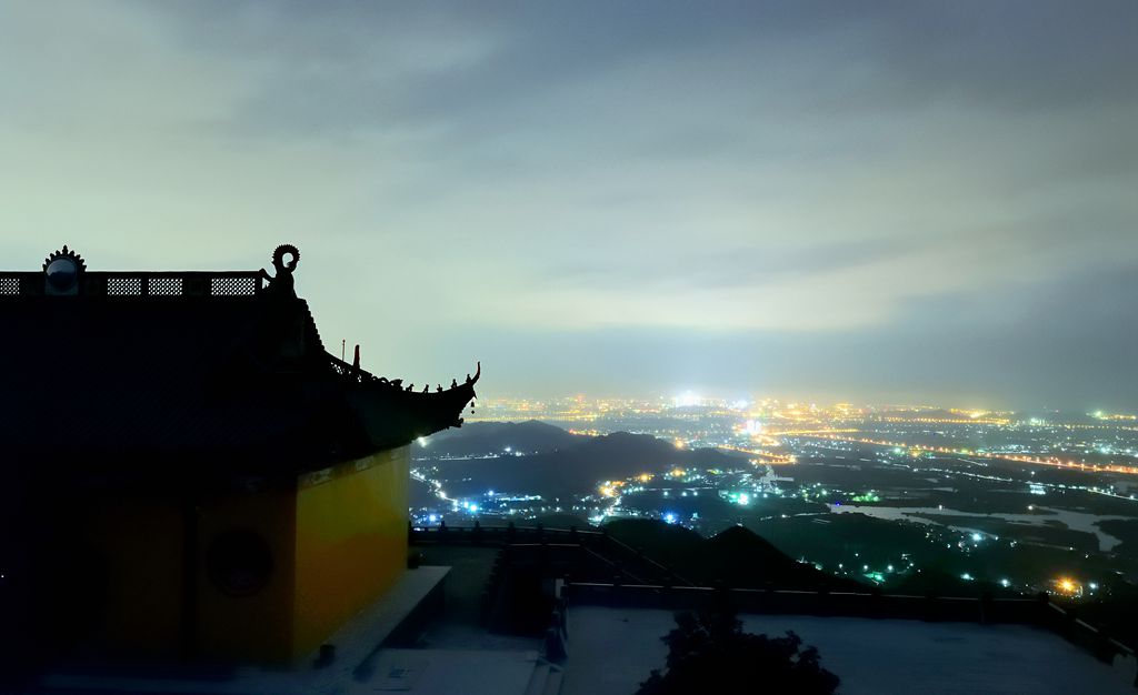 【随手拍碎绍兴】夜色下的大雾尖