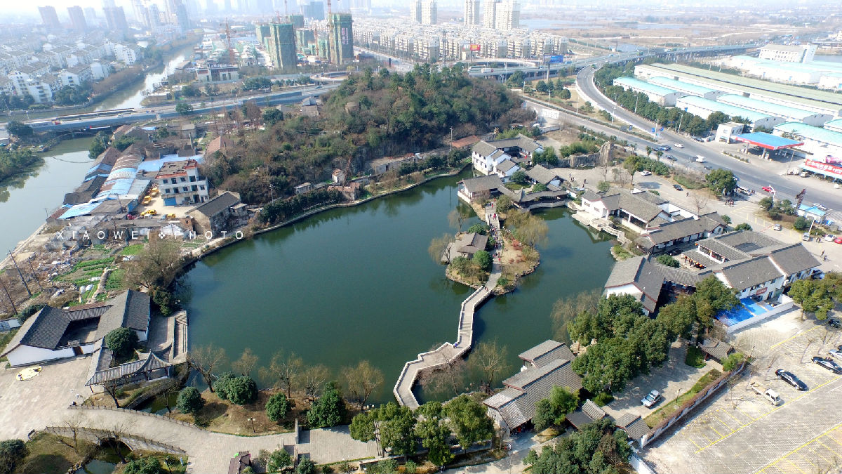 航拍绍兴东湖风景区