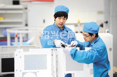 白领蓝领_蓝领收入超白领(3)