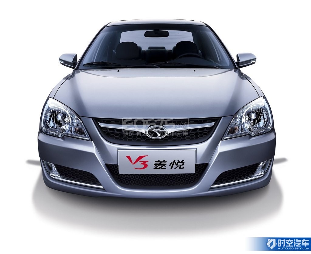 v3菱悦十周年纪念版钜惠一万一,有导航,倒车影像