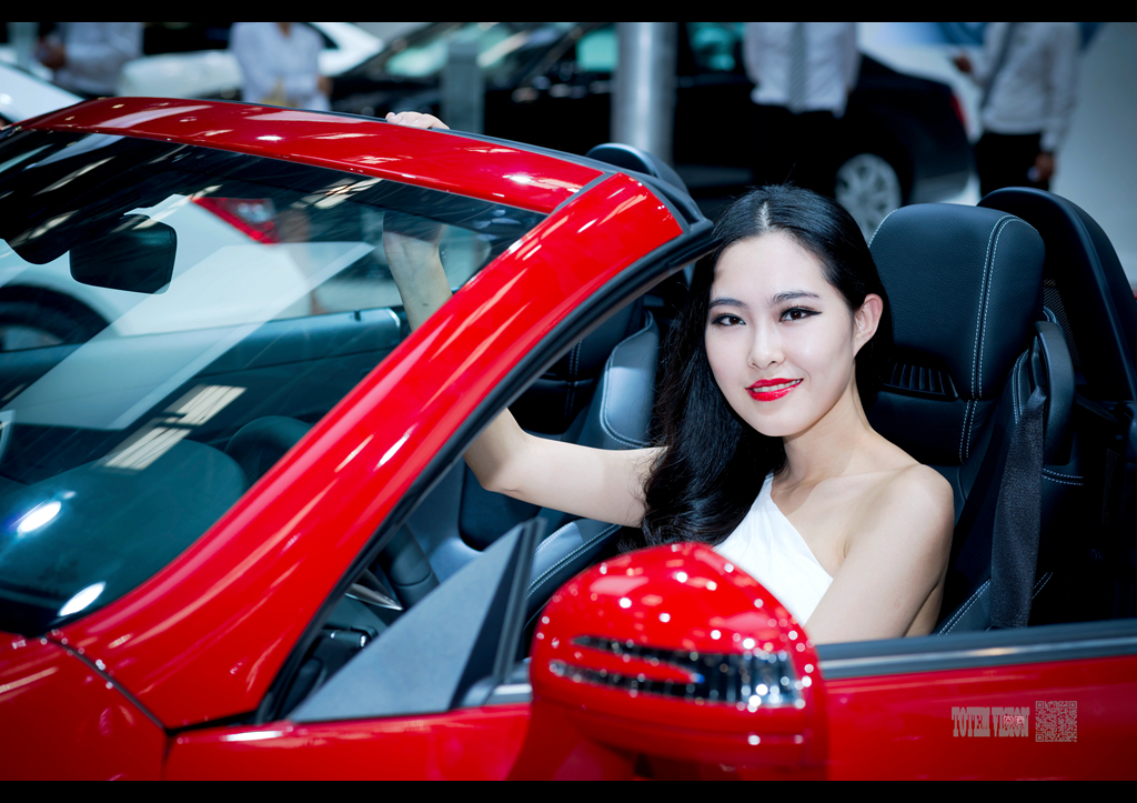 柯桥车展美女篇1-2|人像摄影 - 绍兴e网论坛 - 绍兴地方门户网站