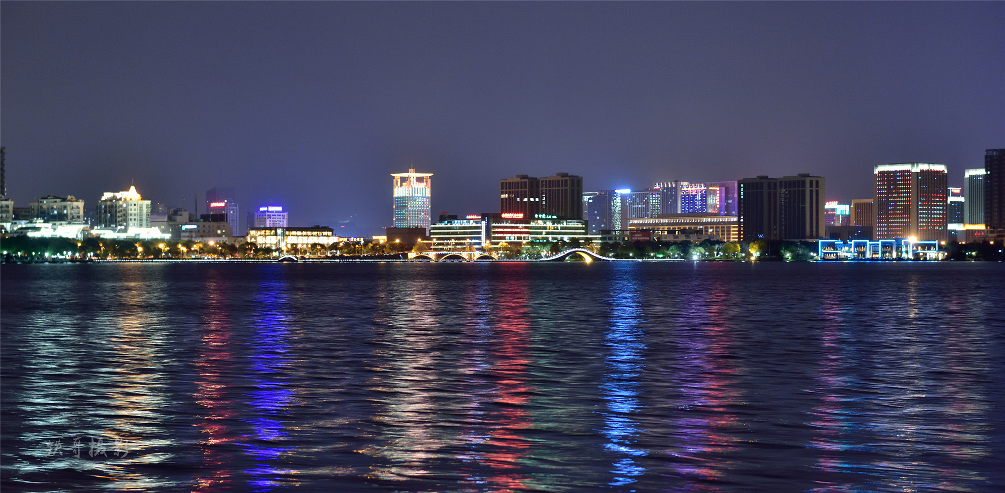 柯桥夜景,令人沉醉地美|摄影天地 - 绍兴e网论坛 - 绍兴地方门户网站
