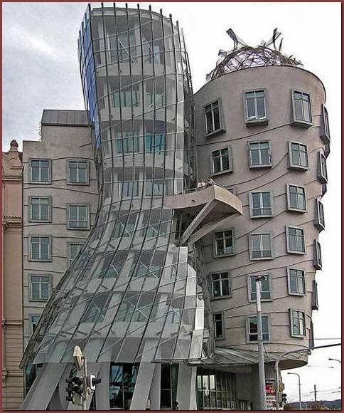 歪歪扭扭的像什么样子?