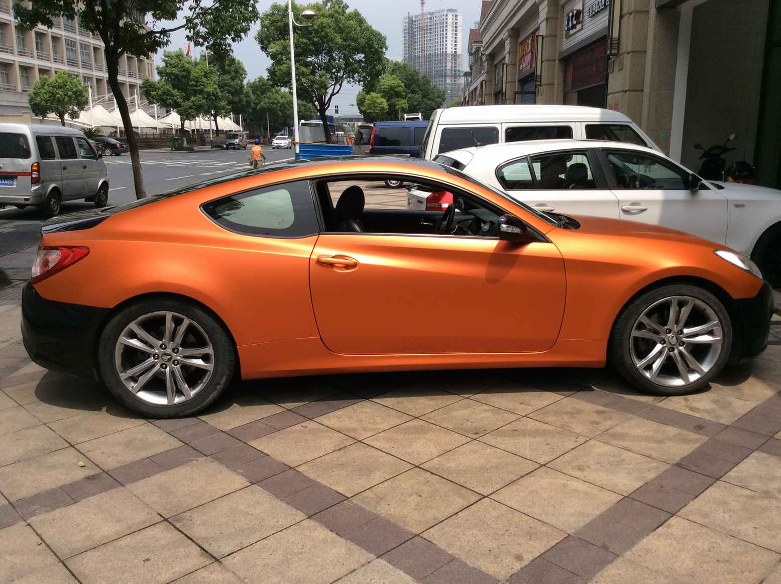 酷派全车亚光电镀橙 改色贴膜施工