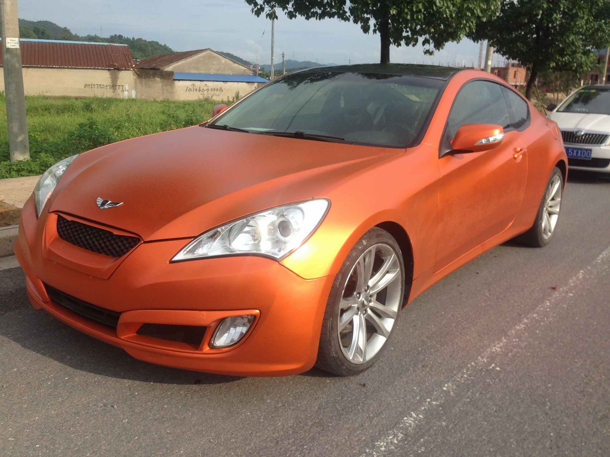 酷派全车亚光电镀橙 改色贴膜施工